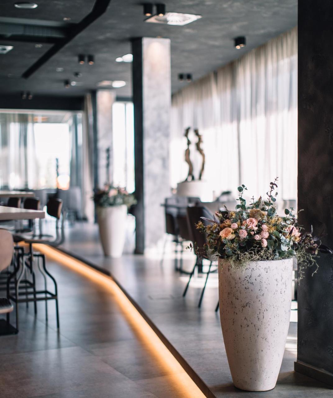 Hotel Nutrend World Olomouc Exterior foto