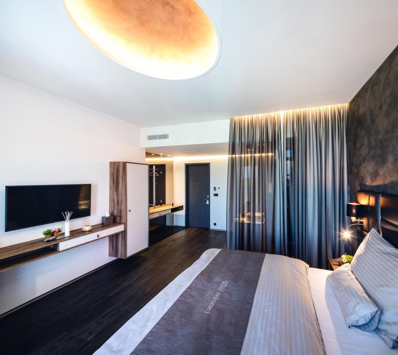 Hotel Nutrend World Olomouc Exterior foto